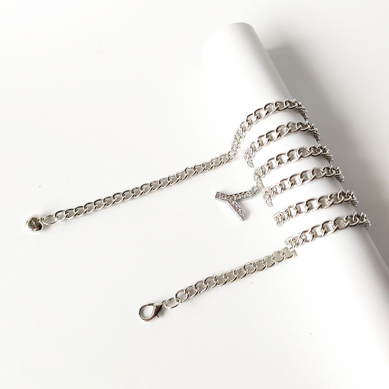 Cadena de cintura con letras d - Body Jewelry For You reseña y precio